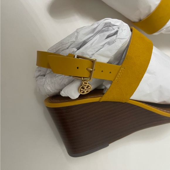 Tory Burch Mini Benton Wedged Sandal In Gold Finch -New In Boxes - Duplicate - Picture 13 of 14